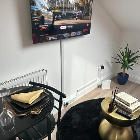 Qties Luxury Home